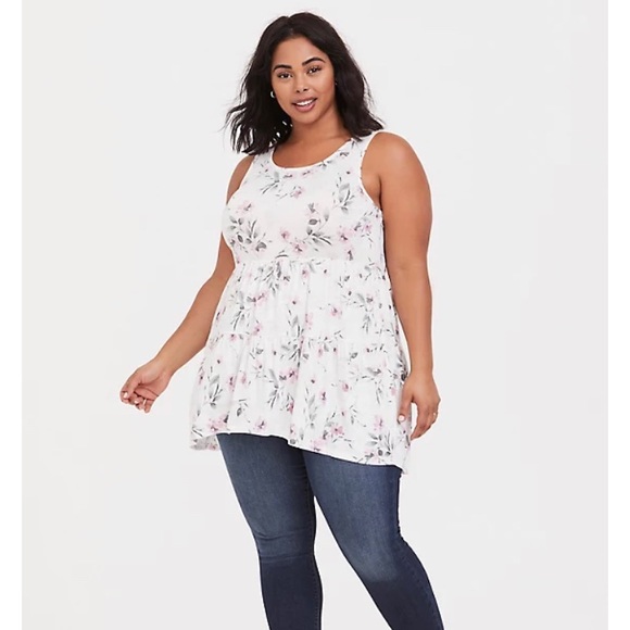 torrid Tops - Sz 3 TORRID SUPER SOFT IVORY FLORAL TIERED BABYDOLL TANK